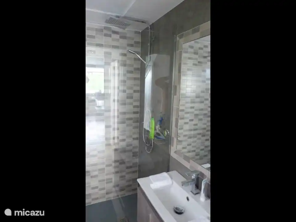 Badezimmer im ersten Stock