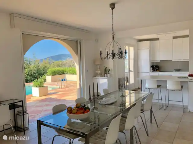 Villa Bonbonnette huren in Frankrijk, Côte d´Azur, Sainte-Maxime - villa Eetgedeelte met open keuken