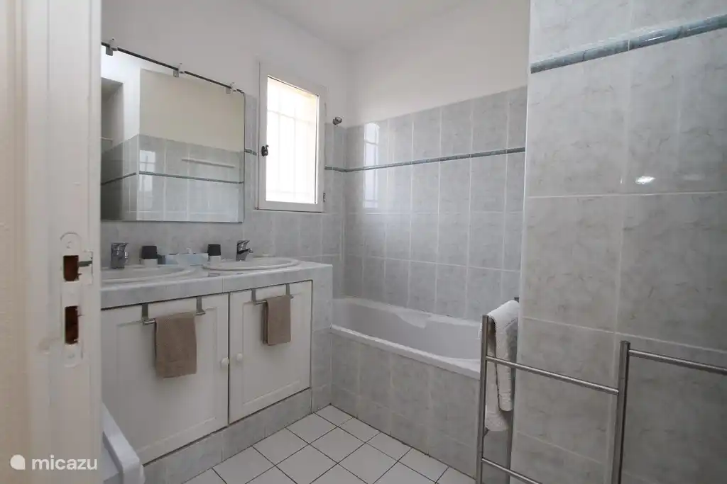 Badezimmer für Schlafzimmer 2, 3 und 4