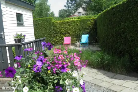 Vakantiehuis Nederland, Gelderland, Putten chalet Maheki kleine terras