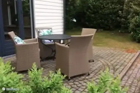 Vakantiehuis Nederland, Gelderland, Putten chalet Maheki Groot terras