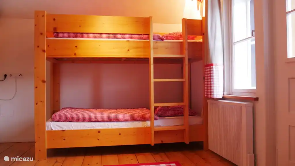 Slaapkamer met stapelbed