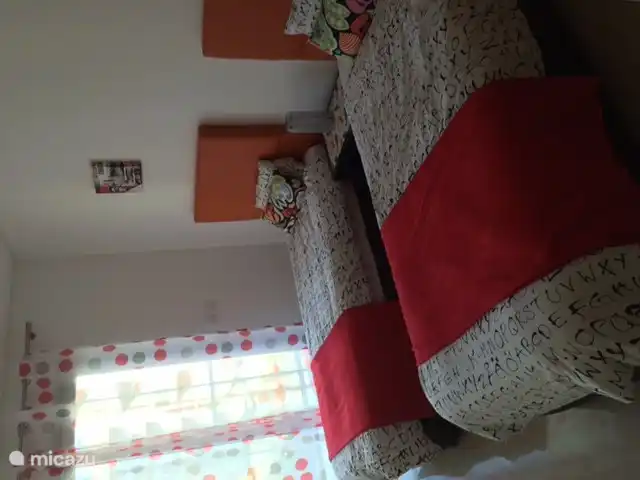 Schlafzimmer zwei Einzelbetten