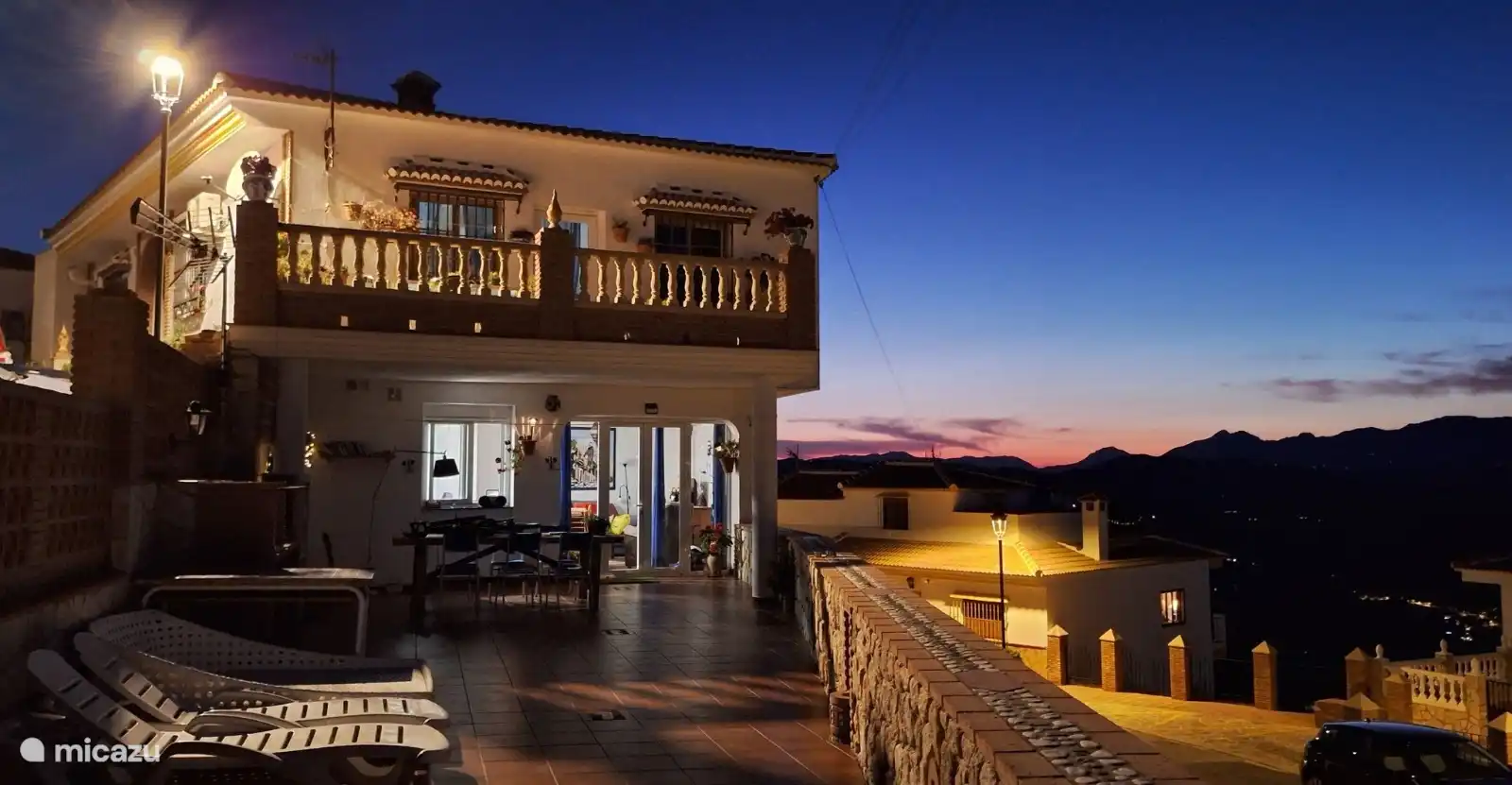 Bienvenue dans la magnifique Casa Pilar, venez en profiter...