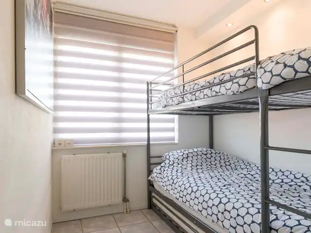 Maison de vacances en bord de mer | Pays-Bas, Zélande, Wemeldinge - maison de vacances chambre avec lit superposé (sous le lit superposé également un lit supplémentaire)