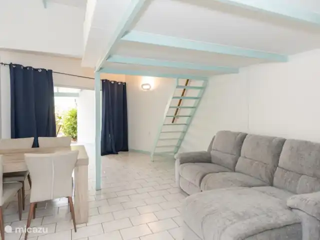 Location de Vacances Curaçao, Banda Ariba (est), Seru Coral, studio - Seru Coral Studio peut-être. avec voiture Le salon