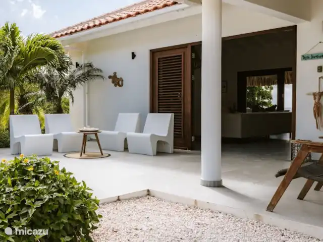 Kas Lamunchi | Curaçao, Banda Abou (ouest), Coral Estate, Rif St.Marie - villa Terrasse avant de la chambre 4