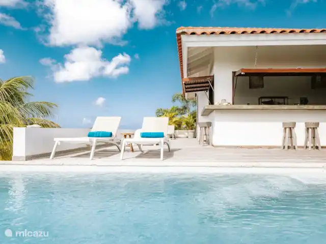 Kas Lamunchi | Curaçao, Banda Abou (ouest), Coral Estate, Rif St.Marie - villa Commander un verre au bar