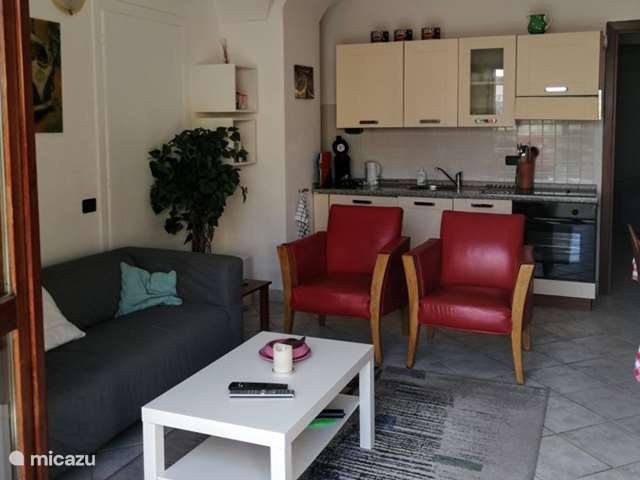 Vakantiehuis Italië, Comomeer, Acquaseria - appartement Tuin / terras appartement VOLPE 6