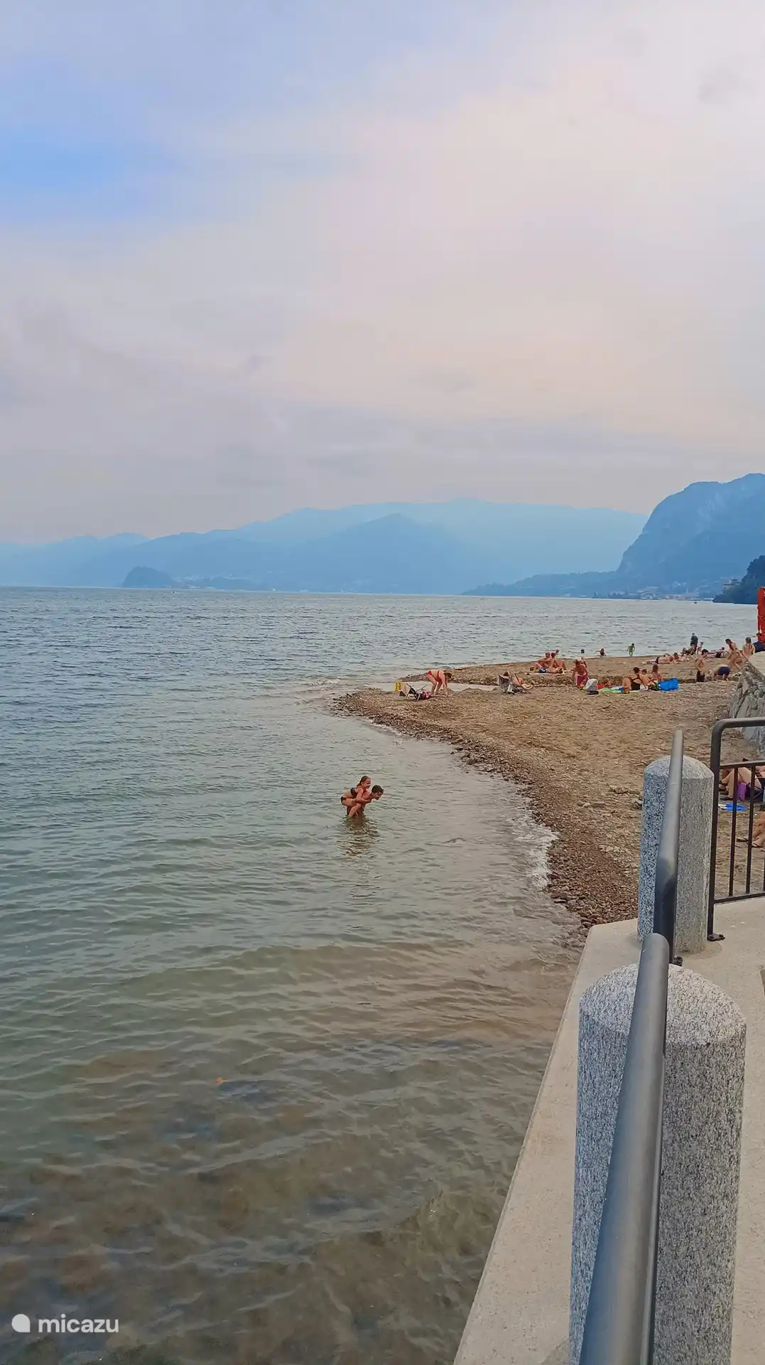 Tocar en la playa y sus alrededores, pero también la dolce vita