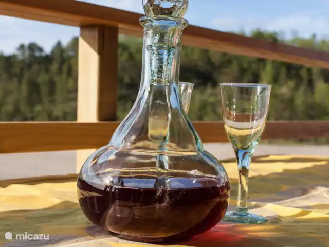 Glamping La Rose en Francia, Dordoña, Celles - camping de lujo / yurta / tienda safari Está listo para ti