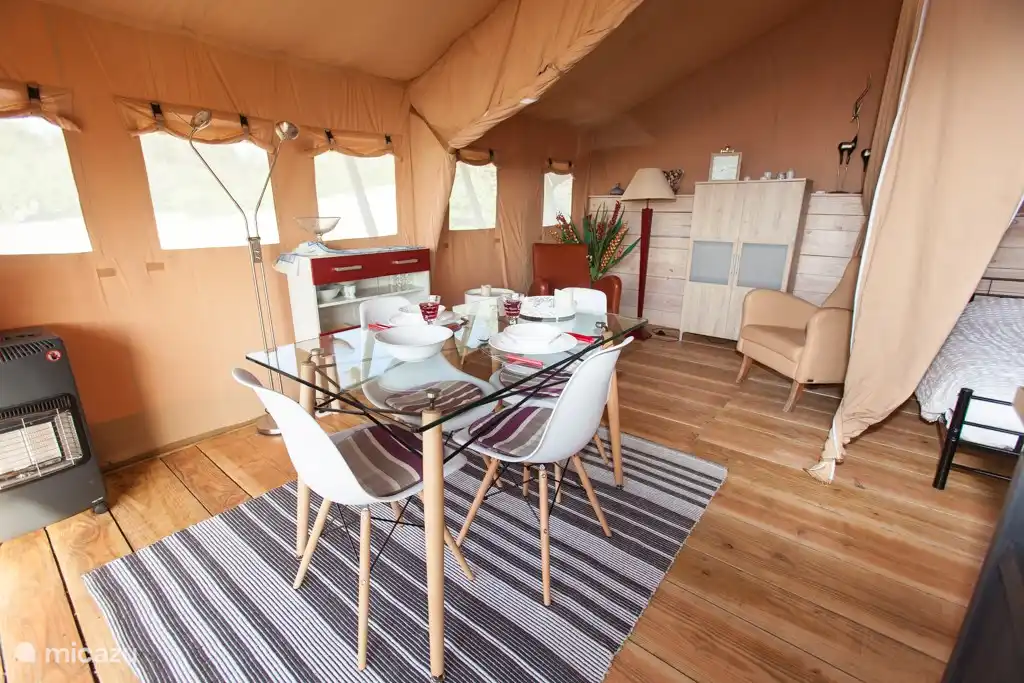 Eethoek met zitkamer annex 2e slaapkamer