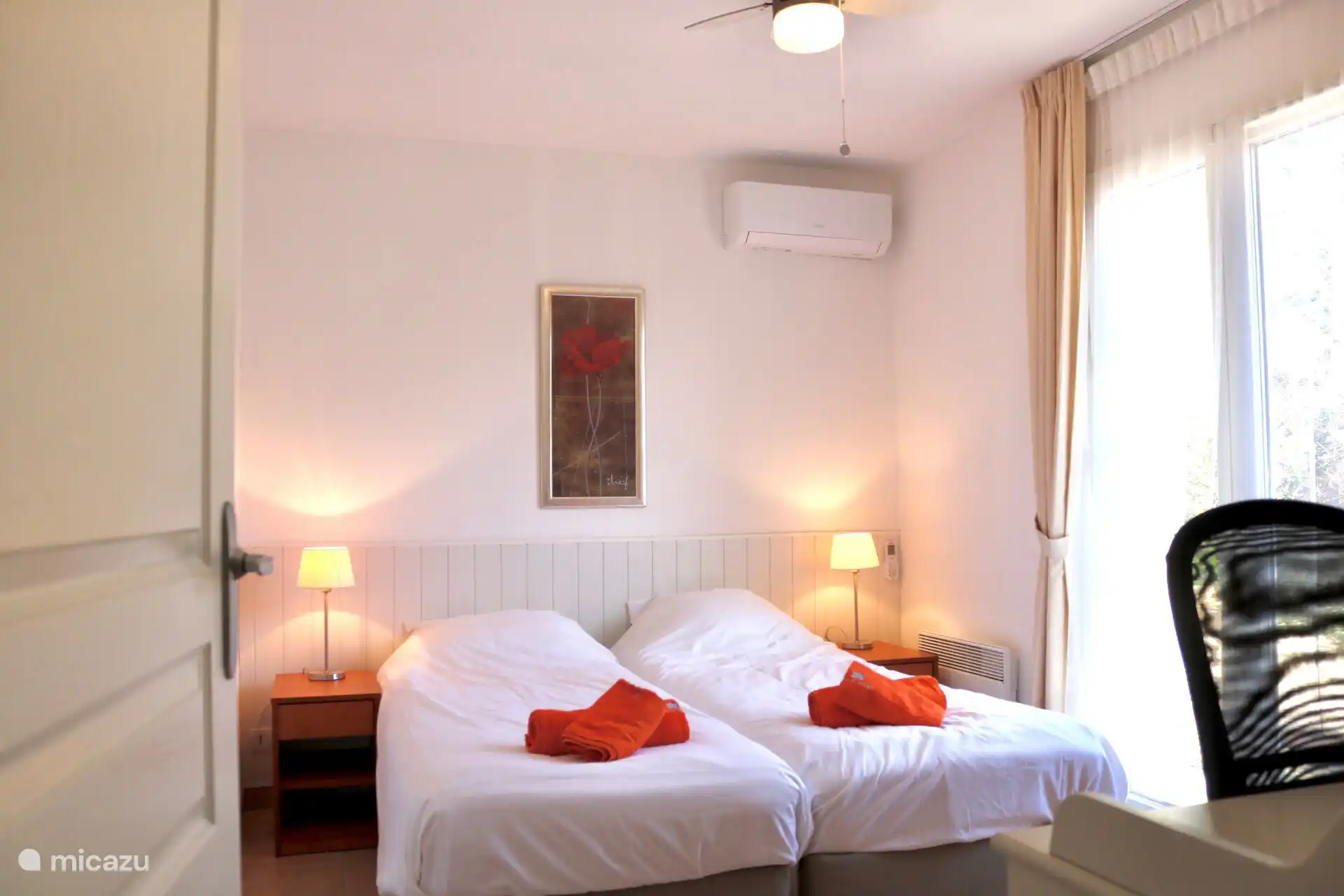 Deuxième chambre au rez-de-chaussée