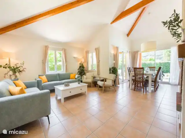 Villa Avalon | France, Ardèche, Vallon-Pont-d'Arc - villa Salon et salle à manger spacieux