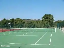 Terrains de tennis au Domaine