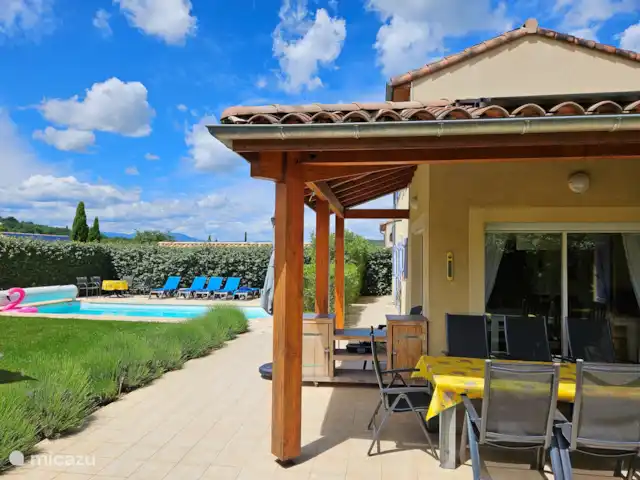 Villa Avalon | France, Ardèche, Vallon-Pont-d'Arc - villa Terrasse couverte avec grande table (240x100)