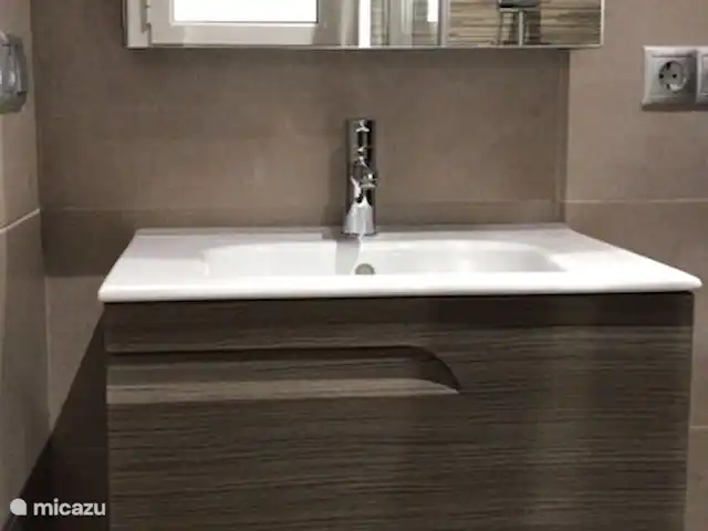 Casa Marron 2-6 personnes | Espagne, Costa Blanca, Jalón - villa Salle de douche dans la chambre principale.