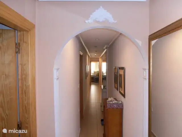 Location de Vacances Espagne, Costa Blanca, Guardamar del Segura, appartement - Dunasol couloir vers salon
