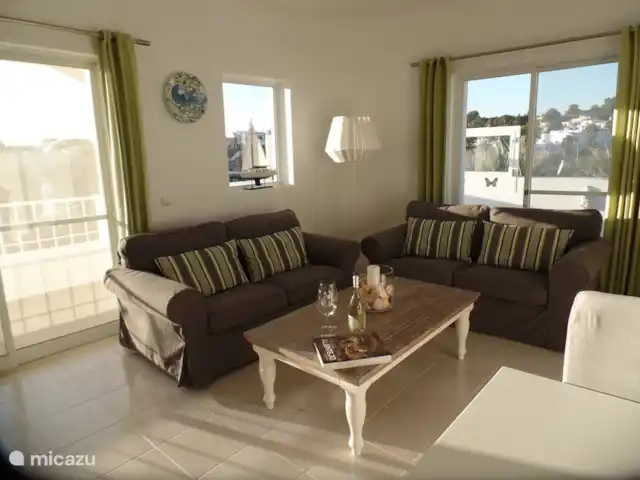 penthouse huren in Portugal, Algarve, Carvoeiro – Penthouse Cor do Mar living