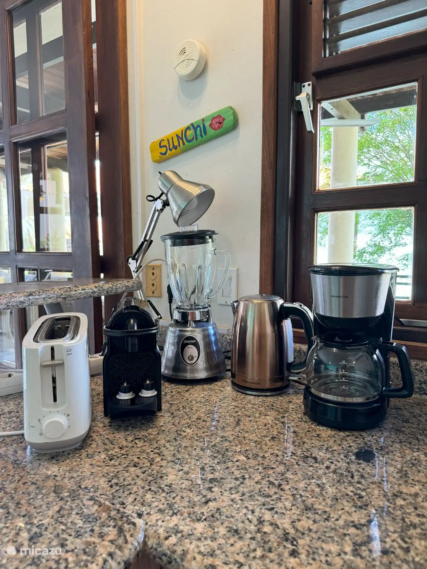 Fully equipped open kitchen