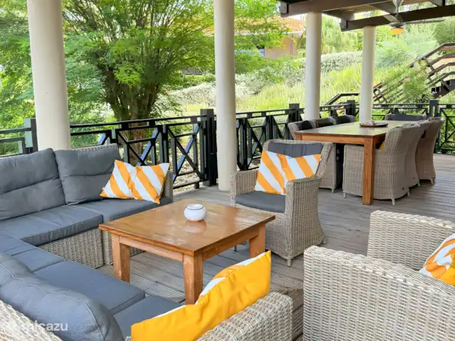 Villa Blue Bay BEACH - 3min/plage | Curaçao, Curaçao-Centre, Blue Bay - villa Salon confortable dans un jardin tropical avec beaucoup d’intimité