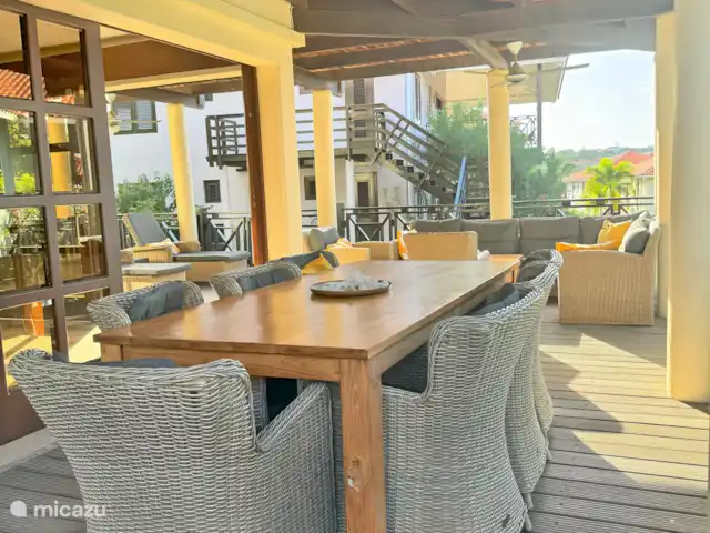 Villa Blue Bay BEACH - 3min/plage | Curaçao, Curaçao-Centre, Blue Bay - villa Salle à manger dans le jardin tropical