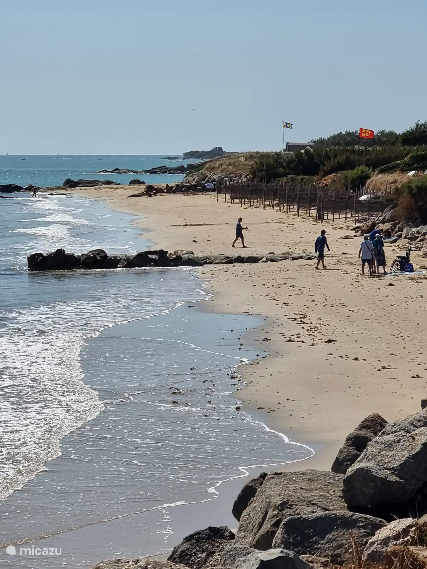 Tanta variedad de preciosas playas de arena a menos de 10 km de Fanoville.
