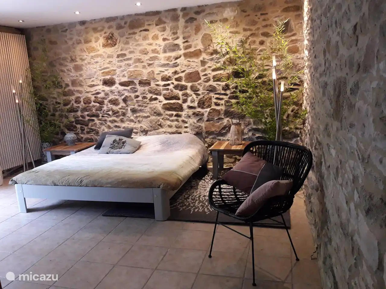 Für die Eltern stehen 2 Schlafzimmer, beide mit einem Auping-Bett, zur Auswahl, die sich im Erdgeschoss befinden