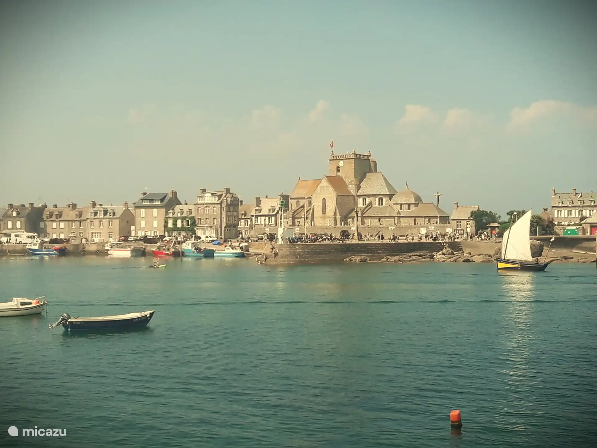 Barfleur, 1 der schönsten Hafenstädte Frankreichs, 8 km vom Ferienhaus entfernt