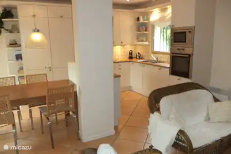 Vakantiehuis Frankrijk, Côte d´Azur, Valbonne villa Villa Valdaz keuken en eettafel