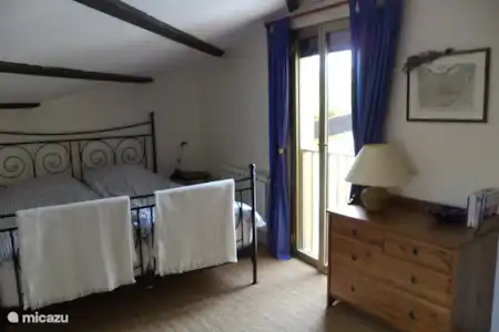 Vakantiehuis Frankrijk, Côte d´Azur, Valbonne villa Villa Valdaz master bedroom met ensuite badkamer