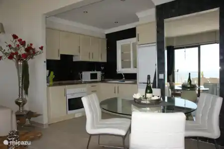 Vakantiehuis Spanje, Costa Blanca, Calpe appartement Appartement Capri eethoek met keuken