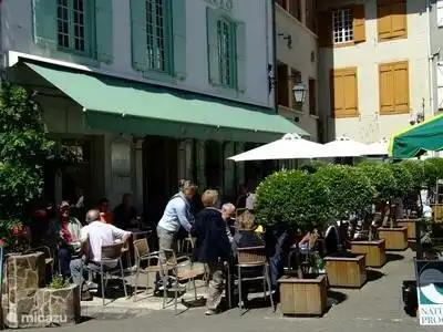 genießen Sie auf einer Terrasse in Aspet