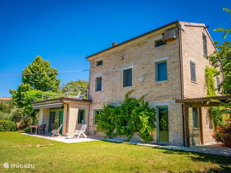 Holiday home in Italy, Marche, Montefiore dell &#39;Aso Holiday house casa anne