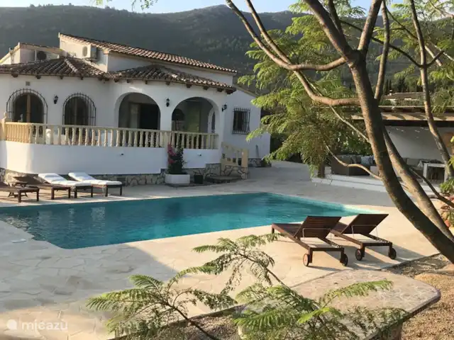 Casa Tranquila huren in Spanje, Costa Blanca, Lliber - villa Casa Tranquila met het nieuwe zoutwaterzwembad en veranda.