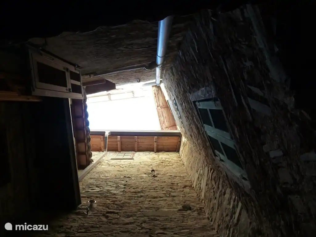 Der Borgo von unten.