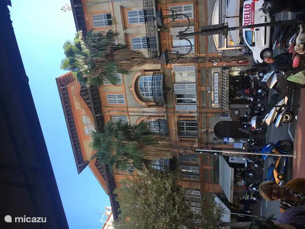 klassische Häuser in Ventimiglia