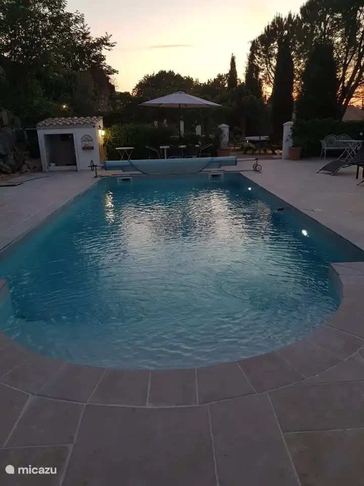 Schwimmbad im Jahr 2022 neu gebaut