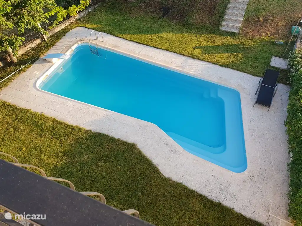 Schwimmbad ab 2. Stock