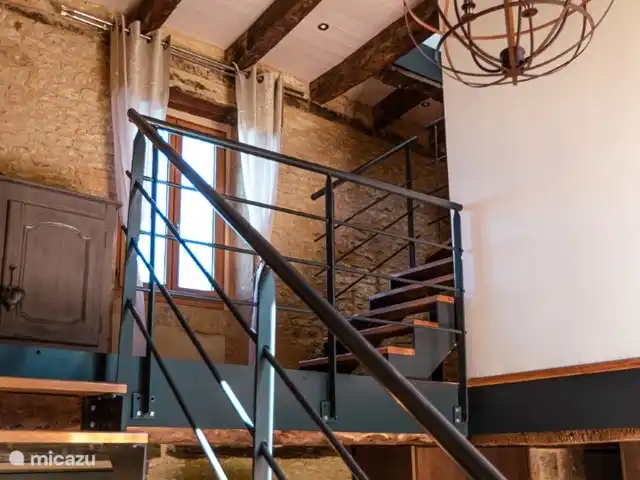 Mon Désir | France, Lot, Anglars-Nozac - manoir / château escalier au 1er étage