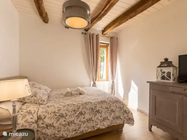 Mon Désir | France, Lot, Anglars-Nozac - manoir / château chambre à coucher