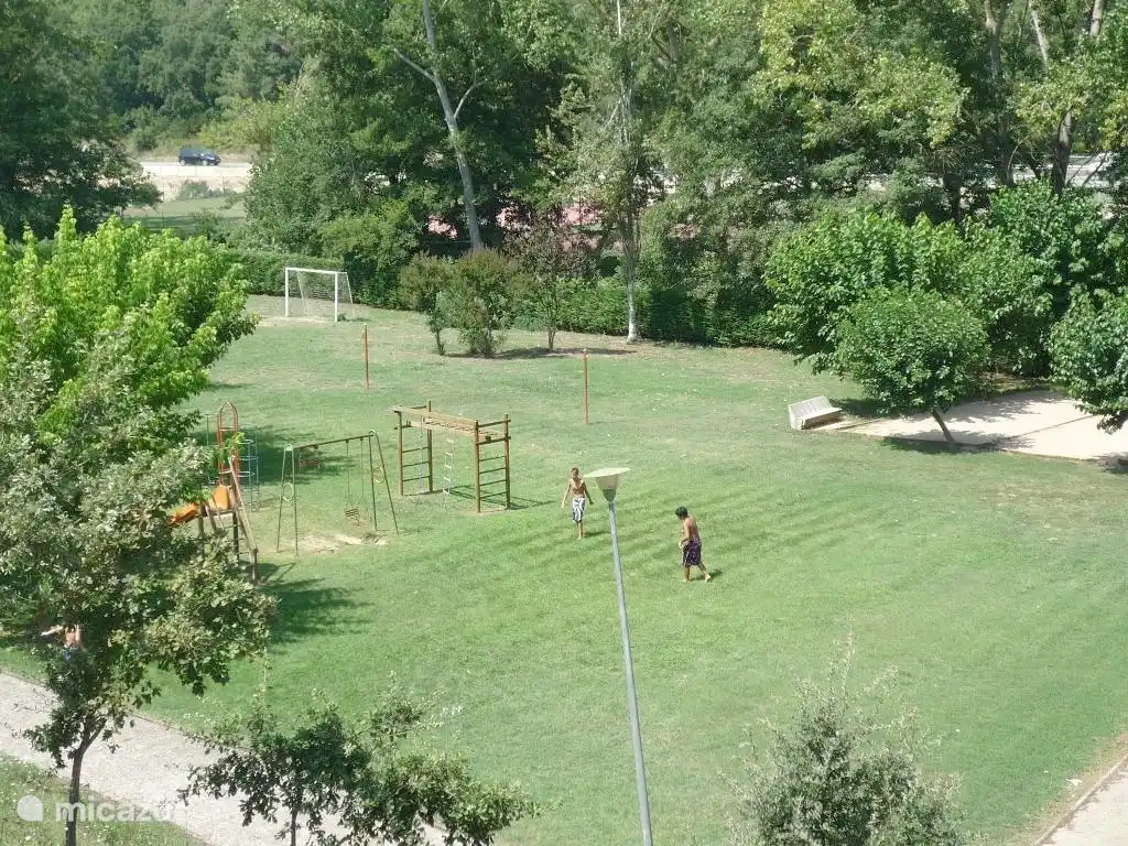 Zone de loisirs à proximité de l’urbanisation