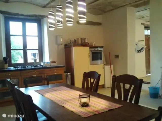 Villa Tella huren in Italië, Piëmont, Cessole - vakantiehuis Villa Tella
woonkeuken
