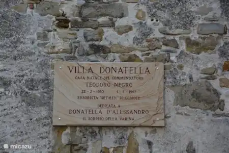 Vakantiehuis Italië, Piëmont, Cessole vakantiehuis Villa Dona De beroemde eerste bewoner