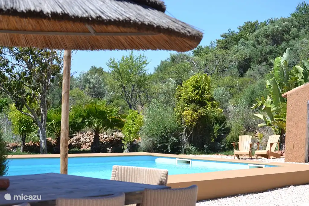 Rent Algarve Country Lodge in São Bartolomeu de Messines, Algarve. Micazu