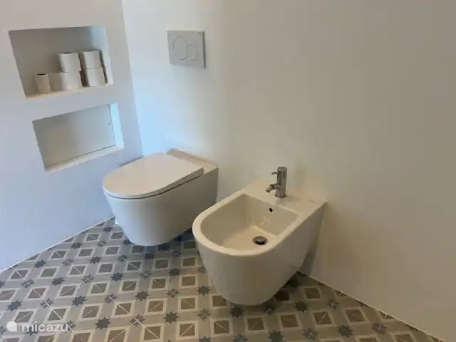 villa en Portugal, Algarve, Loulé – Cazinha Concara Baños nuevos con azulejos portugueses