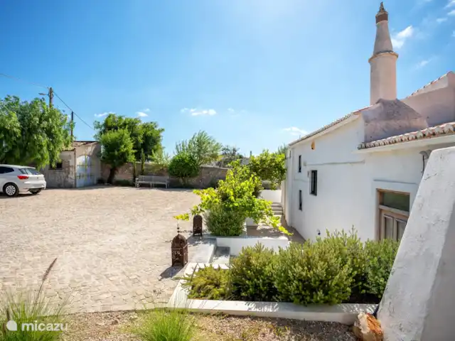 villa en Portugal, Algarve, Loulé – Cazinha Concara Estacionamiento