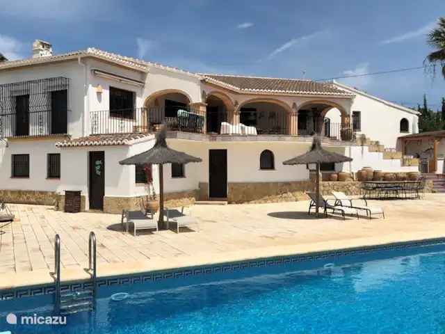 Casa la Suerte Javea | Espagne, Costa Blanca, Jávea - villa Grande piscine (6 x 12 mètres) avec plongeoir et toboggan