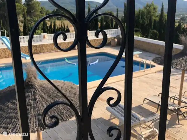 Casa la Suerte Javea | Espagne, Costa Blanca, Jávea - villa Une grande piscine en plein soleil