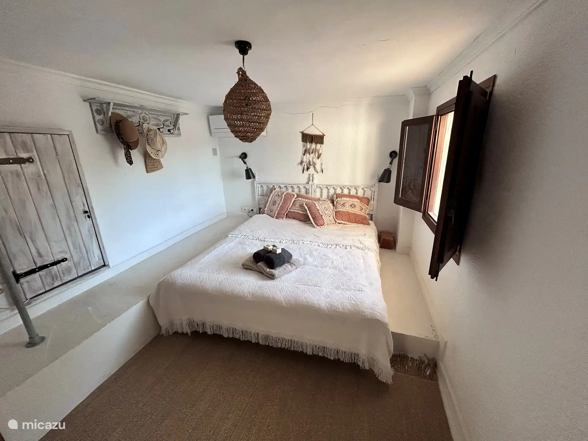 Schlafzimmer mit Klimaanlage